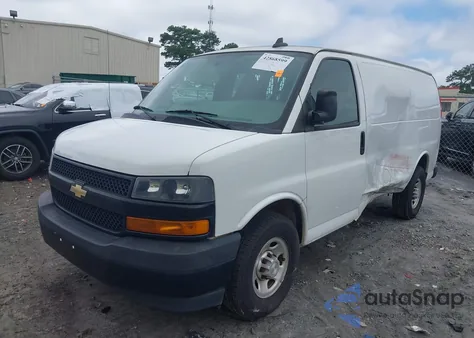 2018 Chevrolet Express 2500 Work Van from USA, damaged, VIN 1GCWGAFP1J1343797